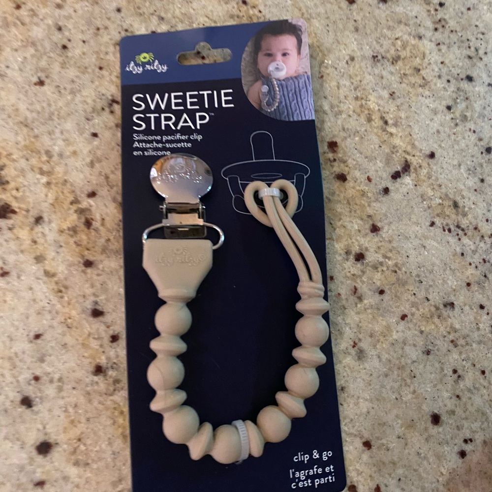 3 for $10- NWT Itzy Ritzy Baby Pacifier Clip Set Silicone Sweetie Strap Teether